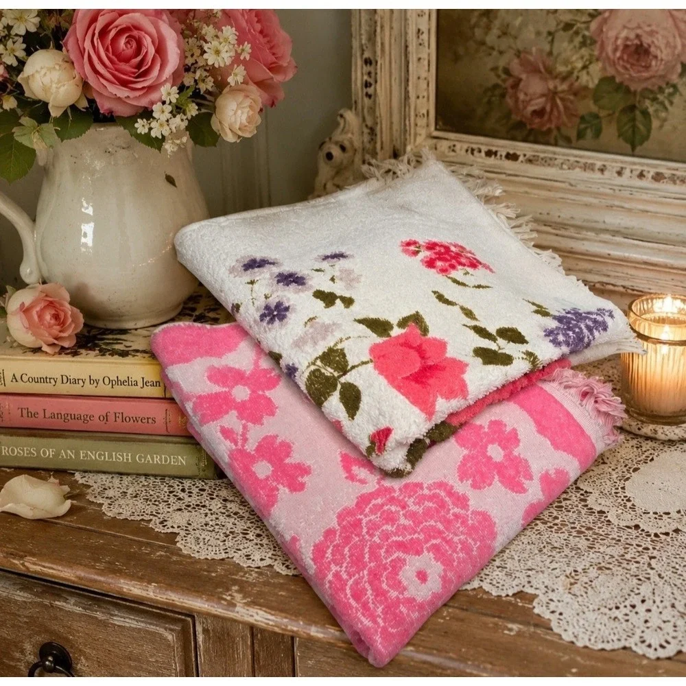 Vintage Pink Bath Towel Set PINK PURPLE Roses Floral 1970s 1980S